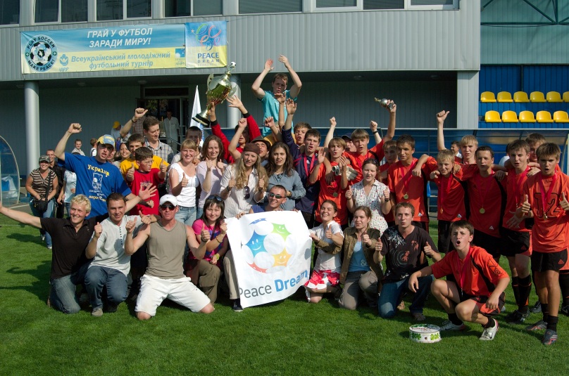 Happy winners of tournament, 2008