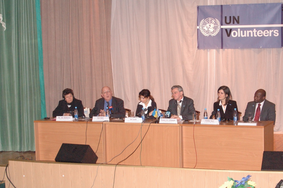 Day of Volunteer, 2005